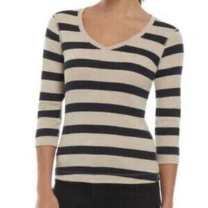 Three Dots 3/4 sleeve V neck stripe top ivory and blue size XS